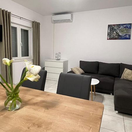Apartman Krsticevic Metkovic Bagian luar foto