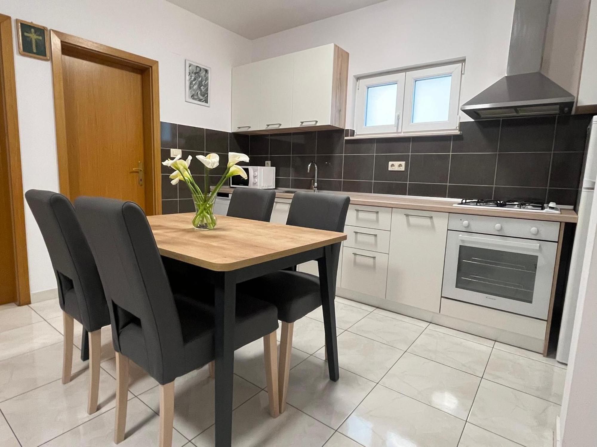 Apartman Krsticevic Metkovic Bagian luar foto