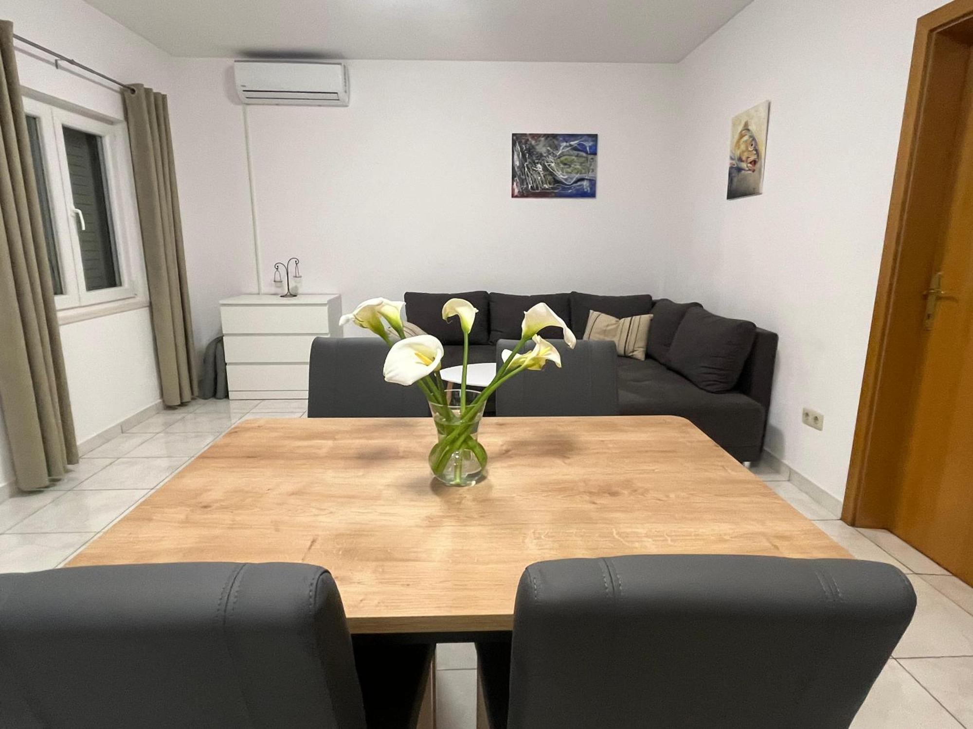 Apartman Krsticevic Metkovic Bagian luar foto